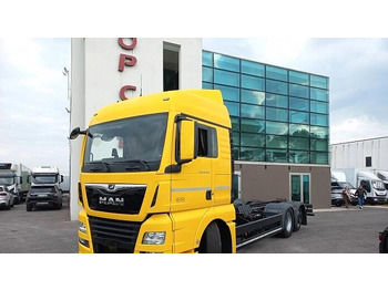 Грузовик-шасси MAN TGX 26.500