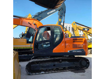 Гусеничный экскаватор DOOSAN DX140