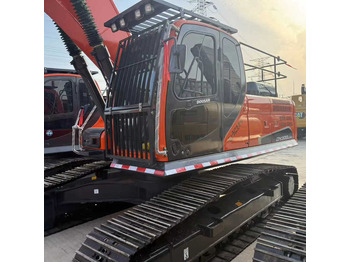 Гусеничный экскаватор DOOSAN DX300LC-9C