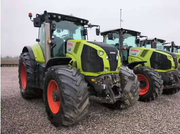 Трактор CLAAS Axion 830