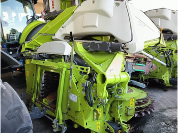 Кормоуборочный комбайн CLAAS