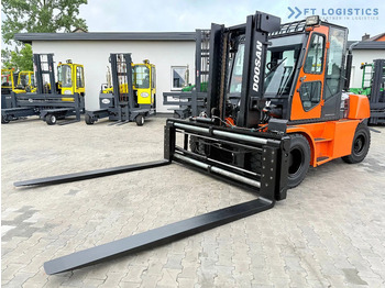 Дизельный погрузчик DOOSAN