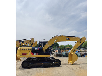Гусеничный экскаватор CATERPILLAR 320D2