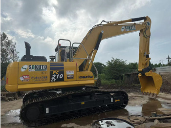 Гусеничный экскаватор KOMATSU PC210