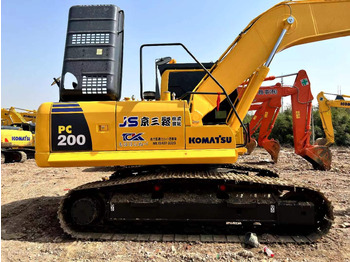 Строительная техника KOMATSU PC200-8