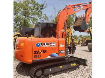 Гусеничный экскаватор HITACHI ZX60