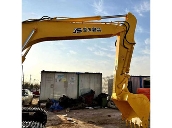 Гусеничный экскаватор KOMATSU PC200-7