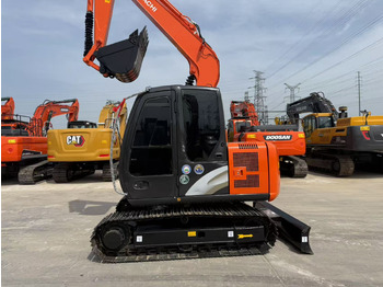 Гусеничный экскаватор HITACHI ZX70