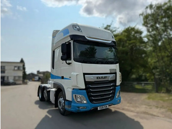 Тягач DAF XF 106
