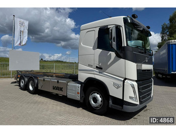 Грузовик-контейнеровоз/ Сменный кузов Volvo FH 500 Globetrotter, Euro 6, / 6x2 / Hydraulic body / frame 7.4 m / Tail lift: фото 4