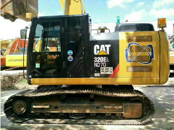 Гусеничный экскаватор CATERPILLAR 320E