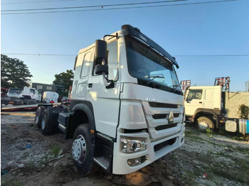 Тягач SINOTRUK HOWO