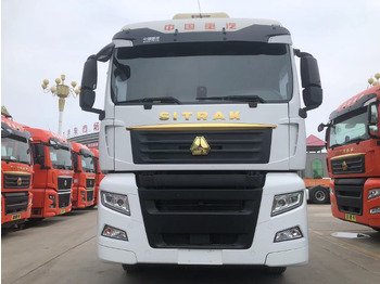 Тягач SINOTRUK