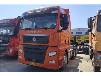 Тягач SINOTRUK