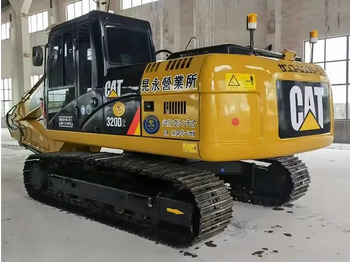 Гусеничный экскаватор CATERPILLAR 320D
