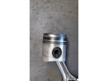 Двигатель LIEBHERR