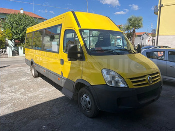 Школьный автобус IVECO Daily