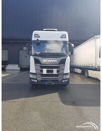 Тягач SCANIA R 460