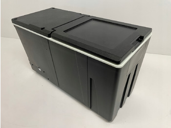 : фото в шапке страницы