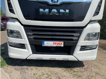 Бампер MAN TGX