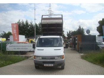 Малотоннажный самосвал IVECO Daily