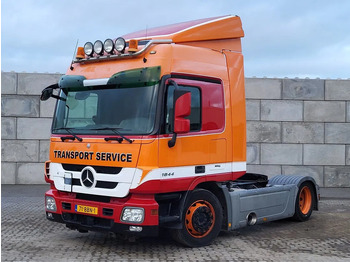 Тягач MERCEDES-BENZ Actros 1844