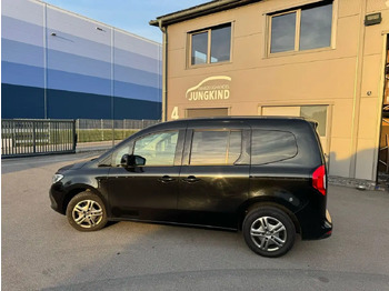 : фото в шапке страницы