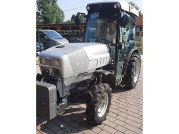 Трактор LAMBORGHINI