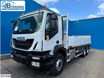 Грузовик бортовой/ Платформа IVECO Trakker