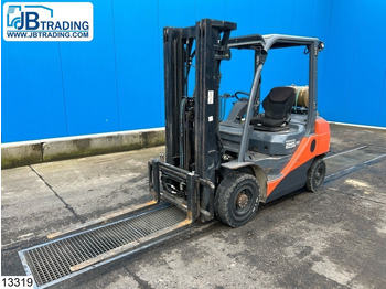 Газовый погрузчик TOYOTA FGF 25