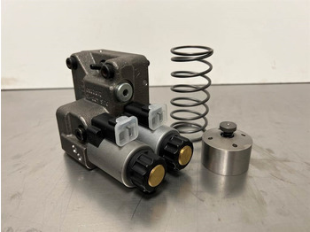 : фото в шапке страницы