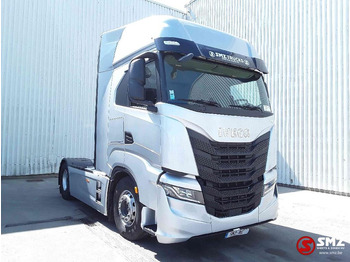 Тягач IVECO S-WAY