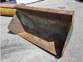 : фото в шапке страницы