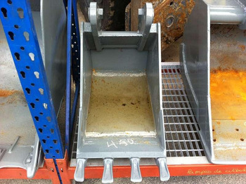 Ковш для экскаватора 450 MM: фото 3