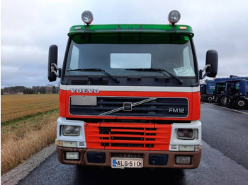 Грузовик-контейнеровоз/ Сменный кузов Volvo FM12: фото 3