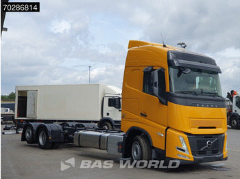 Volvo FH 460 6X2 NEW chassis! Full air Suspension Lift-Axle Navi ACC LED Euro 6 в лизинг Volvo FH 460 6X2 NEW chassis! Full air Suspension Lift-Axle Navi ACC LED Euro 6: фото 3