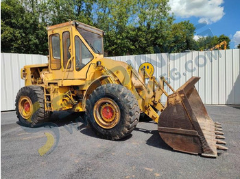 Колёсный погрузчик CATERPILLAR 966C