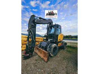 Колёсный экскаватор MECALAC