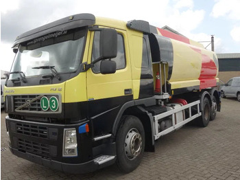 Грузовик-цистерна VOLVO FM12