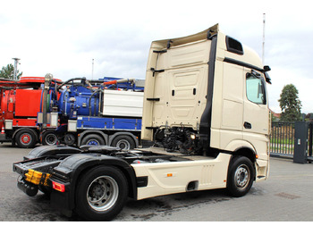 Тягач Mercedes-Benz Actros 1848 LS 4x2 BigSpace (MP5) Vollverspoiler: фото 4 Тягач Mercedes-Benz Actros 1848 LS 4x2 BigSpace (MP5) Vollverspoiler: фото 4