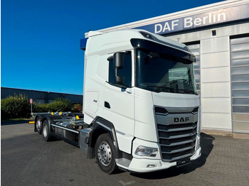 Грузовик-контейнеровоз/ Сменный кузов DAF XG 480