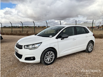 : фото в шапке страницы