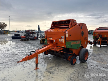 : фото в шапке страницы