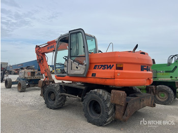 Колёсный экскаватор 2004 Fiat Kobelco E175W (Inoperable) Wheel Excavator: фото 3