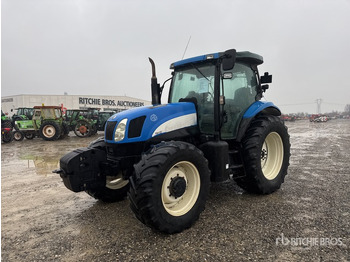 Трактор NEW HOLLAND TS