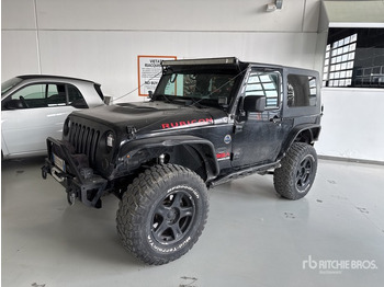 Внедорожник CHRYSLER