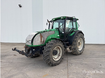 Трактор VALTRA T140