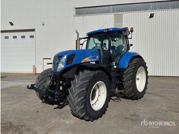 Трактор NEW HOLLAND T7000