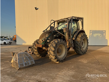 Трактор VALTRA T174