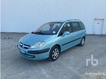 Легковой автомобиль CITROËN